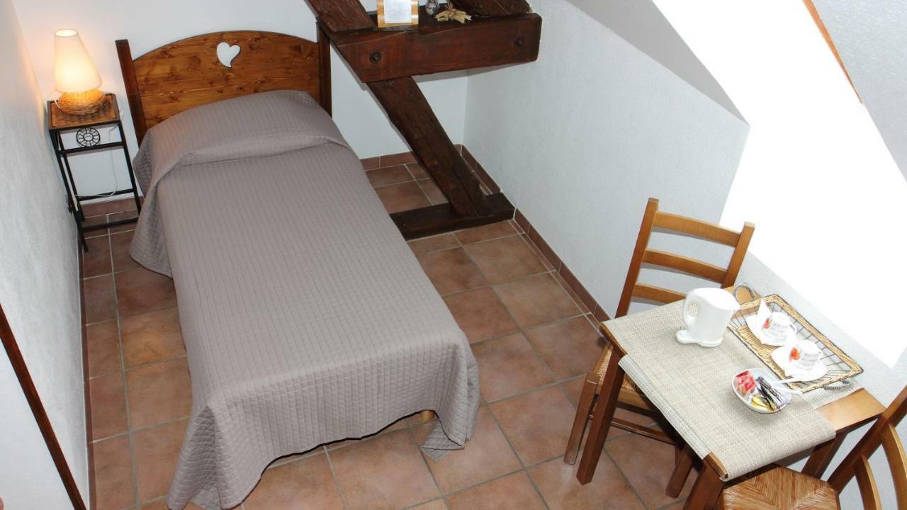 Auberge Du Goutarou Saint-Michel-les-Portes Exterior foto