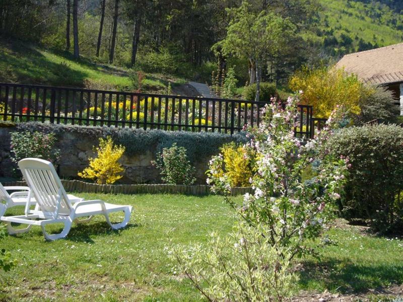 Auberge Du Goutarou Saint-Michel-les-Portes Exterior foto